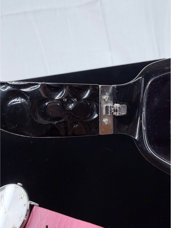 Coach bundle- glasses + Watch Coach Sunglasses CHRISTIANA main image 6